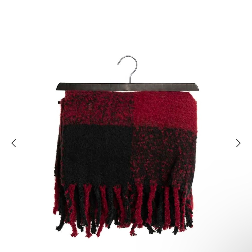 NWT Cozy Buffalo Check blanket